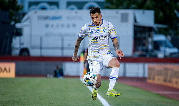 Потеря сборной Украины перед Канадой. Защитник Динамо заболел ветрянкой Канаде, Динамо, Дубинчак, Украины