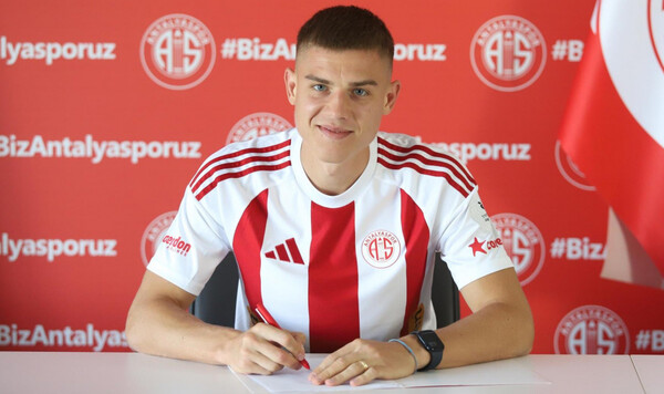 Динамо, Петрусенко, Богдан, Почему