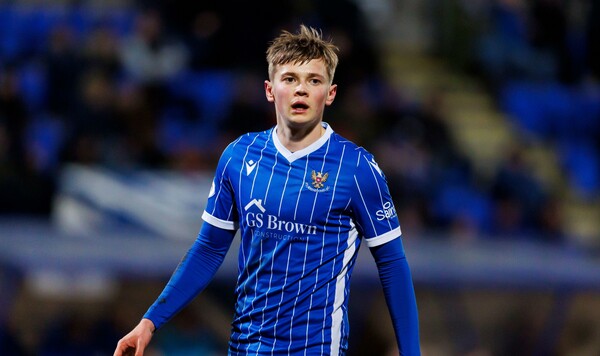 Украинский легионер остался без клуба. Рассматривает возвращение в УПЛ Украины, Джонстон, Сент, Кучерявый, Шотландии