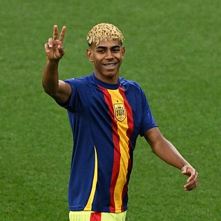 В рейтинге самых дорогих футболистов мира появился новый лидер Барселоны, Александр, Монако, Килиан, Головин