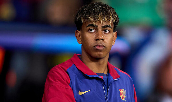 Ямаль, Барселона, Ламин