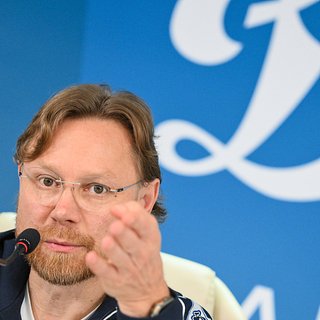 Карпин заявил о запущенной в СМИ кампании против совмещения им постов в сборной и «Динамо» Карпин, Динамо