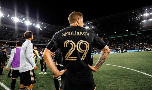 Украины, Смоляков, Италии, Прежде