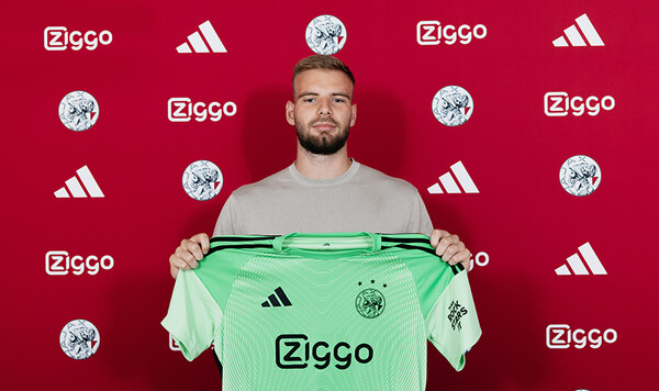 Ярош, Ливерпуль, Аякс, Арне, Слота