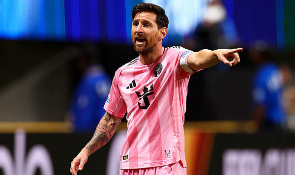 Месси, Лионеля, Жуниньо