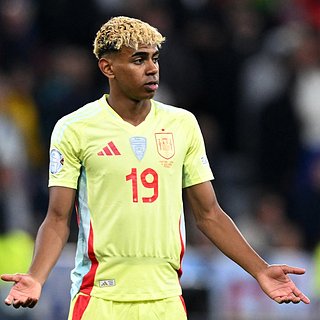 Барселоны, Васкес, Ямаля