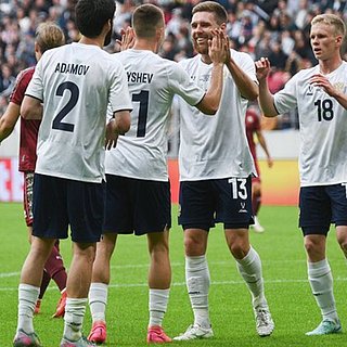 России, Хиддинк, Сначала, Международной