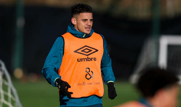 Эронз, Макс, Глазго