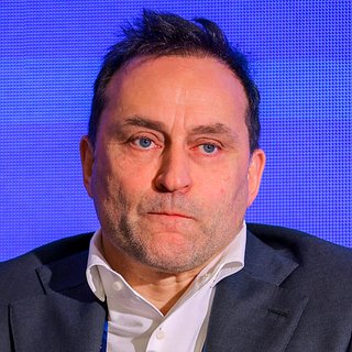 Челестини, Швейцарии, Свищев