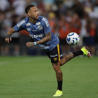 Неймар прокомментировал продление контракта с «Сантосом» Сантос, Неймар, Барселону