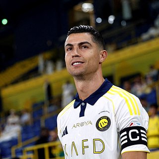 Роналду заработает сотни миллионов евро по новому контракту Роналду, Насра, Forbes