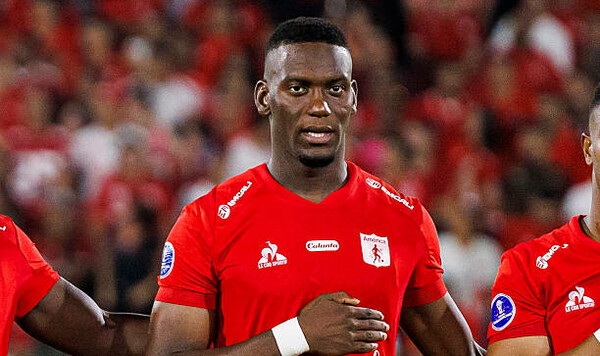 Выбрал другой клуб. Трансфер легионера в киевское Динамо сорвался Динамо, Премьер, Нант, Крузейро, Шовковский