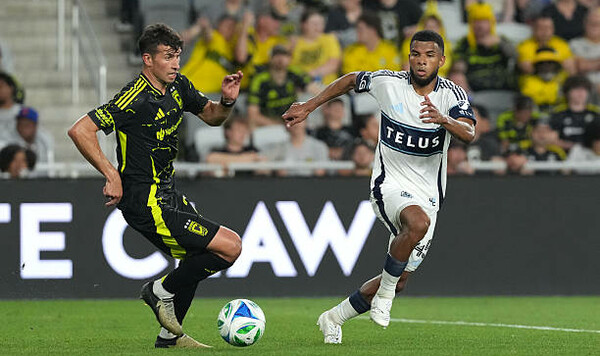 MLS. Чеберко триумфовал с Коламбусом, Лос-Анджелес со Смоляковым проиграл Коламбус, Смоляков, Анджелес, Филадельфию, Фарси