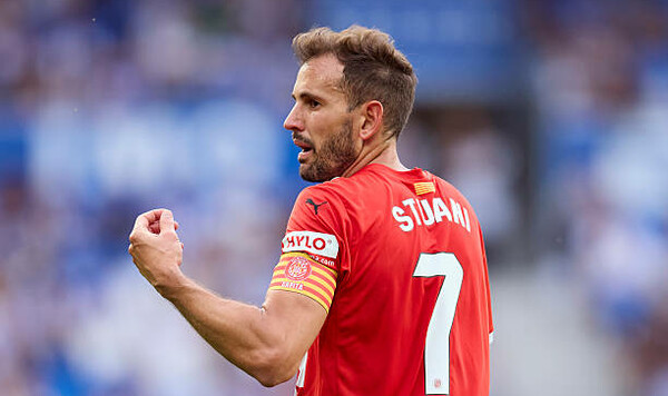 ОФИЦИАЛЬНО. Жирона подписала контракт с легендой и лучшим бомбардиром клуба Стуани, Жирона, Рому, Довбика