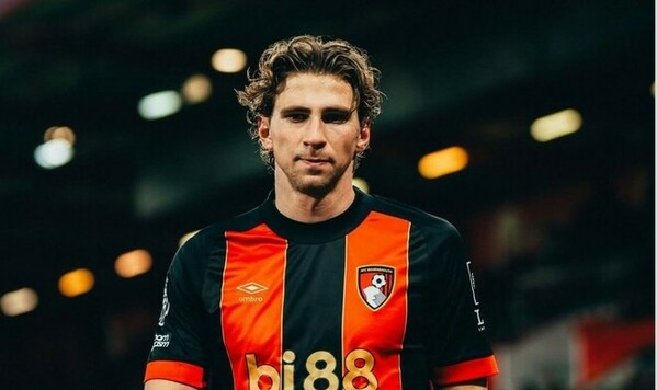 Забарный попал в десятку самых дорогих защитников мира. На каком месте? Украины, Борнмута, Илья, Англии