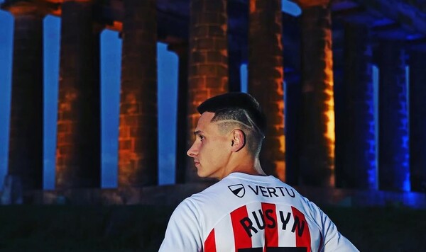 17 матчей без голов. Украинский форвард возвращается в чемпионат Англии Сандерленда, Хайдук, Назария, Хорватии, Англии