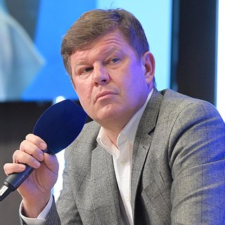 Губерниев пошутил о дерущихся в кафе футболистах Кофемании, Смолов, Губерниев, Мамаев, Павел