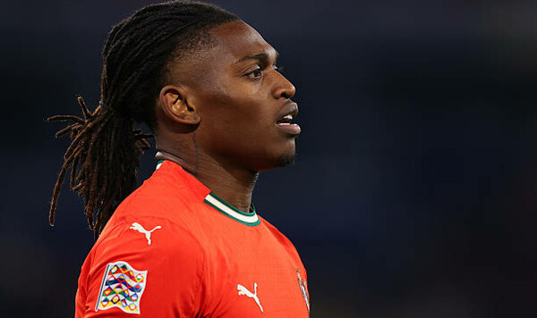 Барселоны, Леау, Милан, Рафаэл