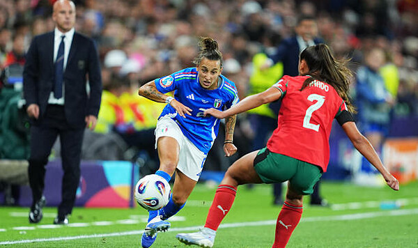 Женский ЧЕ-2025. Португалия драматично спасла ничью в матче с Италией Португалии, Женев, Италия, Диана, Джирелли