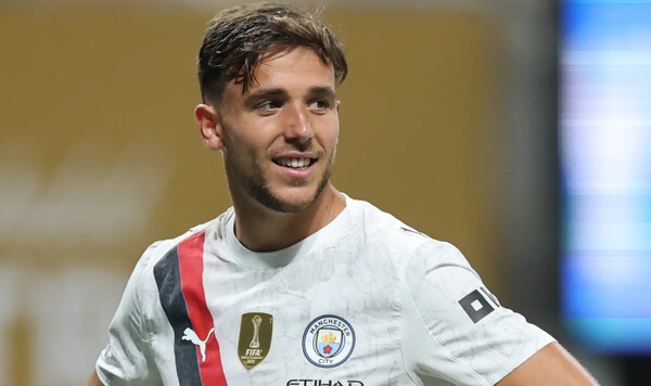 Хаби Алонсо купит в Реал игрока за большие деньги. Он играл за Барселону Реал, Алонсо, Манчестер, Нико, Гонсалес