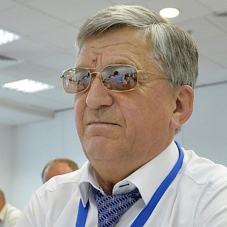Олимпийский чемпион призвал конфисковать зарплату Смолова Смолова, Тихонов, Кузьминова, Владимира, Кофемания