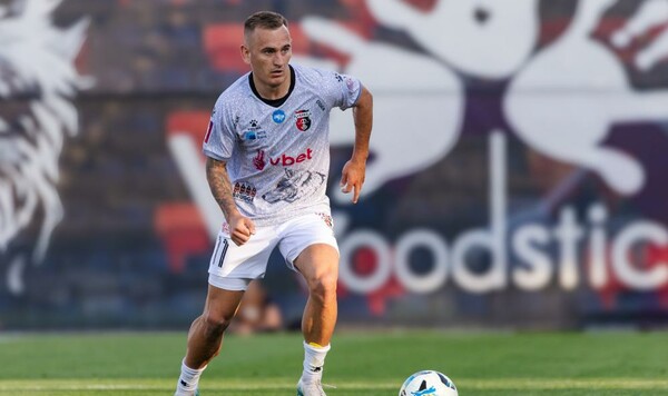 Лидер Вереса: «Хотел уйти, но так, чтобы клуб заработал на трансфере» Верес, Дахновский, Первой, Черновцы