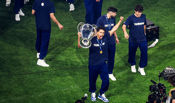 Английской, Премьер, Барса, Челси, Opta