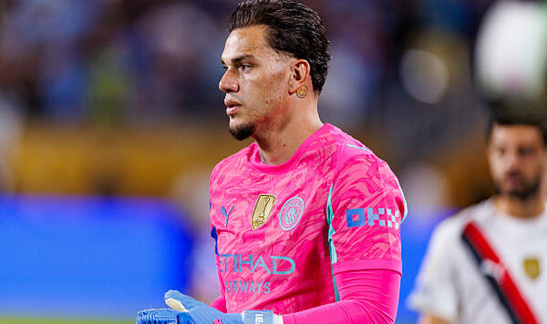 Звезда Ман Сити получил трансферное предложение от Наполи. Ждать ухода? Сити, Наполи, Манчестер, Эдерсон