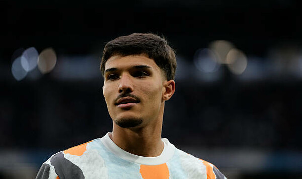 ОФИЦИАЛЬНО. Реал попрощался с защитником. Перешел в другой клуб Ла Лиги Юссеф, Реал, Алавес, Энрикес, Tramsfermarkt