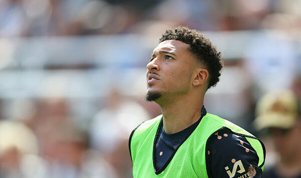 Ноттингем Форест нацелился на изгнанника Ман Юнайтед. Ему не рады в клубе Санчо, Юнайтед, Манчестер, Джейдона, Форест