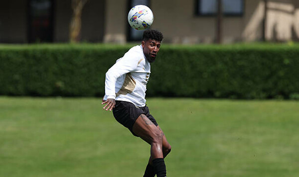 Шахтером, Бешикташ, Милана, Роял, Лиги