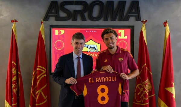 ОФИЦИАЛЬНО. Рома огласила о подписании полузащитника. Дали 8-й номер Довбик, Ниль, Айнави, Италии, Ромы