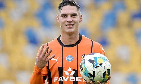 «Невероятный игрок». В Турции расхвалили Судакова за матч с Бешикташем Шахтер, Бешикташ, Судаков, Челикер, Георгия