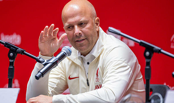 Слот пояснил активную трансферную кампанию Ливерпуля: «Я доволен» Ливерпуля, Арне, Байера, Флориана, Вирца