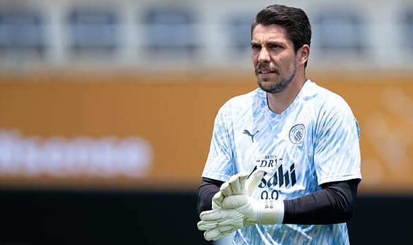 Сити, Манчестер, Джеймса, Бернли