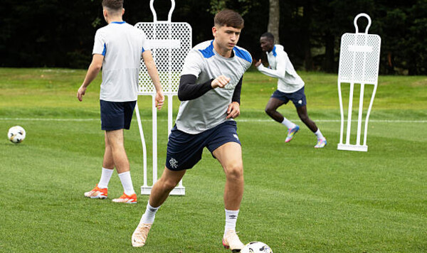 Майки Мур – самый дорогой игрок Шотландской Премьер-лиги Майки, Тоттенхэма, Шотландии, Арне, Хатате