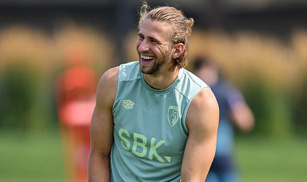 Борнмут выбрал клуб, куда продаст Забарного на следующей неделе Забарный, Борнмута