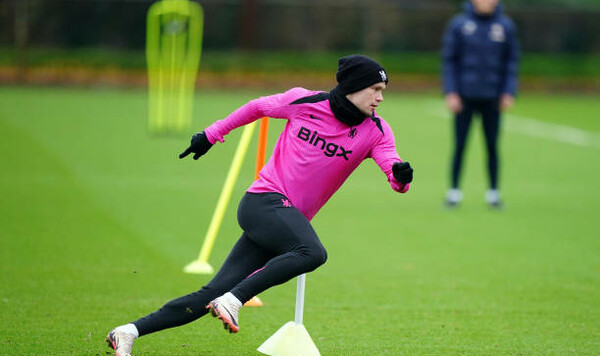 В сети распространяется фейк о Мудрике. Ему нашли новую профессию Мудрик, Михаил, Челси, Марка, Лавии