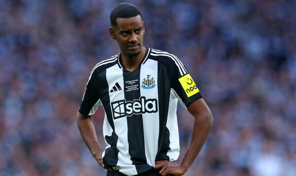 Ньюкасл, Исак, Александр, Ливерпуль