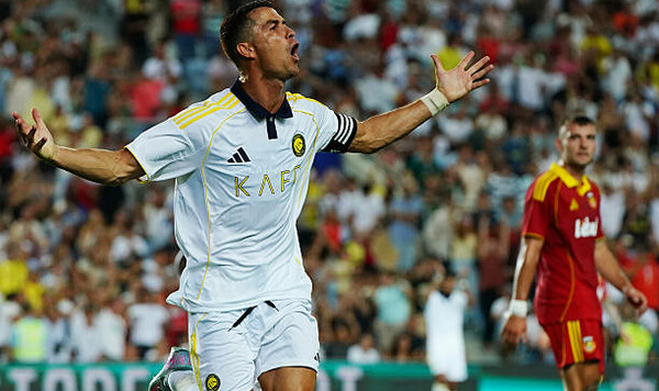 Роналду отреагировал на то, что его не включили в список номинантов на ЗМ Криштиану, Роналду, Золотой