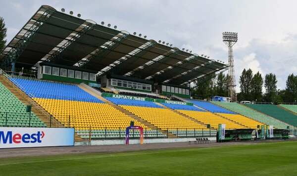 Карпаты, Шахтер, Зеленой, Львове