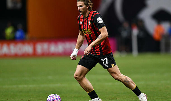 Забарный, Сафонов, Борнмута, Илья