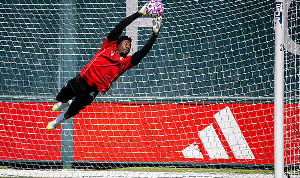 Голкипер МЮ может вернуться в Серию А. На него вышел гранд Италии Андре, Манчестер, Онана, Интер, Суперкубок