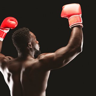 Отсидевший за изнасилование нигерийский боксер вернулся на ринг спустя 26 лет и победил Ибеабучи, Мурат, Гассиев, Джеремайю, Майами