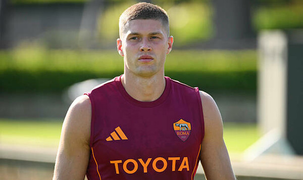 Рома, Довбик, Вильярреал, Артем