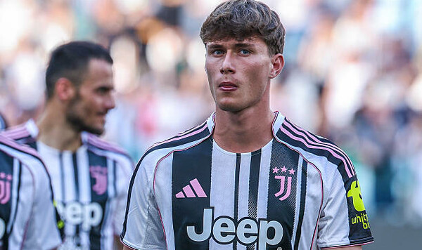 Ювентус, Савоне, Серии