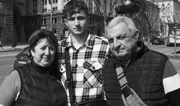 Александр, Украины, Мариуполя