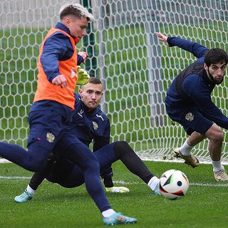 Назван окончательный состав сборной России по футболу на сентябрьские матчи России, Карпина, Алексей, Матвей, Денис