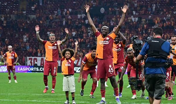 Галатасарай, Икарди, Турции, Мауро