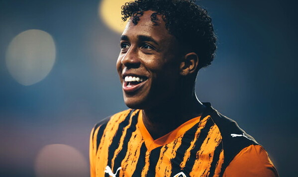 ФОТО. Шахтер поблагодарил Кевина, который перешел в английский Фулхэм Шахтер, Кевин, Фулхэм, Украины